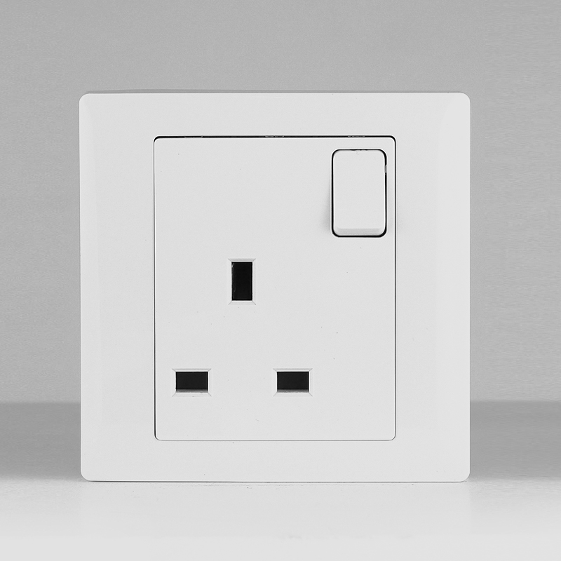 13A 1 gang switched socket,SP