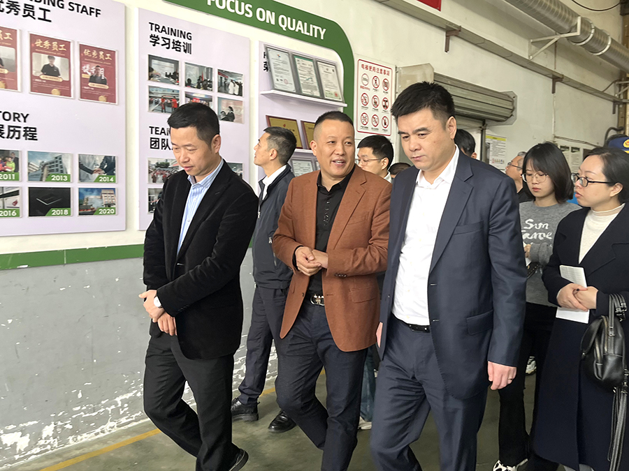 The director of Longwan District and Retinue Visit Hermano on Dec. 14, 2023